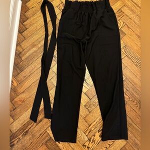 Black elastic pants with removable belt